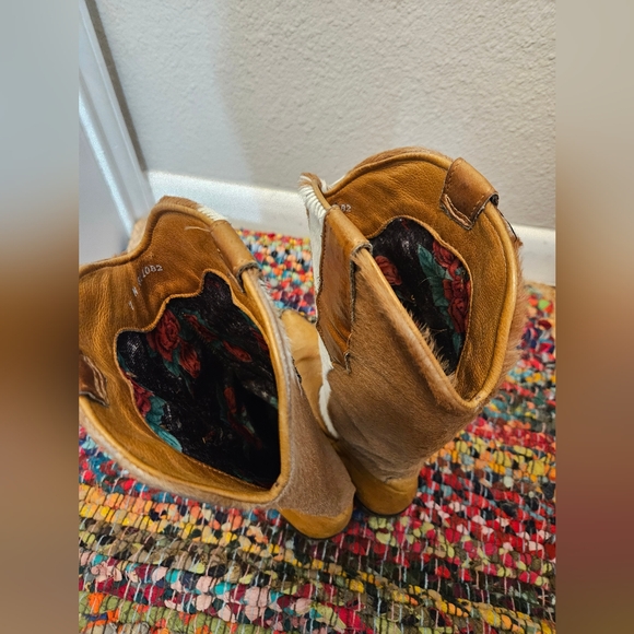 Vintage Ponyskin Cowboy Boots - Size 7 - Brown & Cream - Rose Inner Lining - Picture 5 of 6